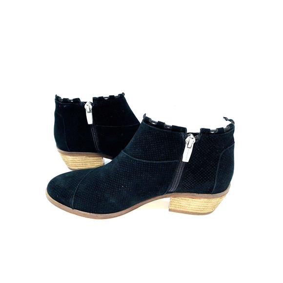 Vince Camuto Pandormia Exposed Ankle Boots- Black Suede, US 9.5M - Picture 5 of 9
